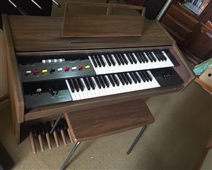 Yamaha Organ B-4CR