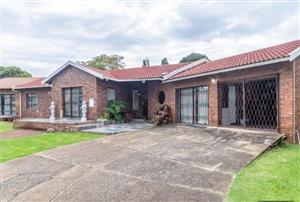 House For Sale in Albertsdal