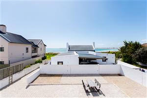 St Helena bay Second Row with Beach access providing peace and quite with Ocean Views