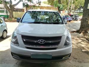 2015 HYUNDAI H1 2.5 CRDI 9 SEATER AUTOMATIC
