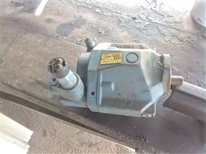 Dynex/rivett pv 2024-j668 hydraulic pump for sale 