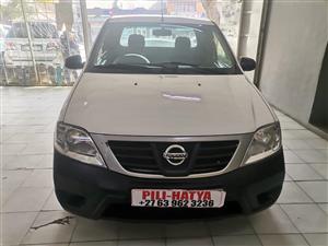 2015 NISSAN NP200 1.6 MANUAL