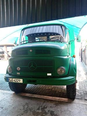 1983 Mercedes Benz kurzhauber LA 911