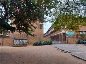 CALLING ON INVESTORS-FIRST FLOOR APARTMENT CLOSE TO AMENITIES AT CBD, RUSTENBURG
