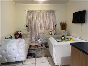 Townhouse For Sale in Groblerpark