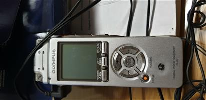 Olympus DS-40  Digital Voice Recorder 