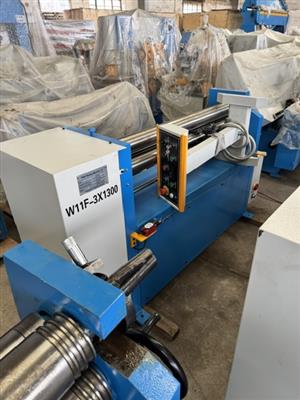 Plate Roller, Pinch Plate Roller, Capacity: 1300mm x 3mm Mild Steel, Brand New