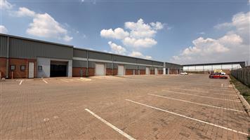 1,315m² A-Grade Warehouse To Let in Twenty One Industrial Estate