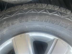 4x Original VW Amarok Rims + 3x Habilead 245/70 R16 Tyres 