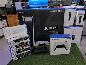 Ps5 digital version 1tb ssd sealed R12.500 with x1 controller and all cables