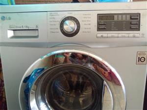 LG 8KG Direct Drive front load washing Machine with 10 year warranty.