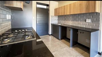 2 bedroom apartment Midrand 0713005102