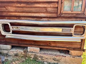 Chevrolet C10 chrome grille
