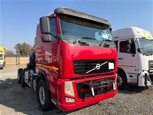 USED 2012 VOLVO FH 440 WITH 10 TON BOWMAN CRANE FOR SALE 