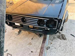 Panel beater and spryer