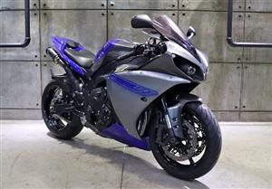 2013 Yamaha YZF-R1 Big Bang -- Finance Available Through All Major Banks 