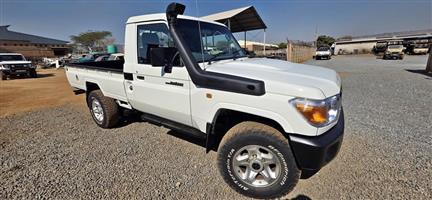 4.2d Land Cruiser Single Cab Bakkie