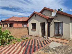 House For Sale in Soshanguve