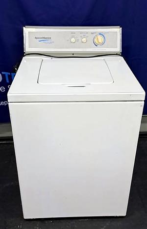 Speed Queen Commercial Heavy-Duty Washing Machine 7.5kg | EuroTech