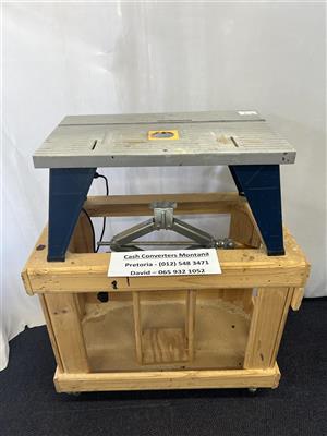 Router Table - B033067668-1