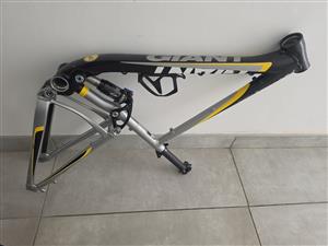Giant Anthem medium frame for sale