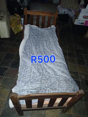 Toddler single bed