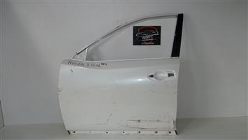 Nissan X-Trail left front door
