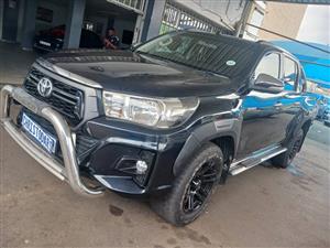 2016 model Toyota Hilux GD6 double cab 4x2 automatic transmission diesel 2.8 engine capacity