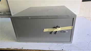 Laptop safe