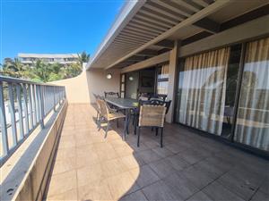 Charming Beachfront 3-Bedroom Apartment with Sea Views and Direct Beach Access in Ballito Main Beach