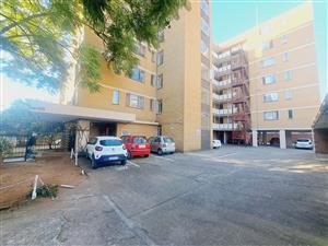 Apartment For Sale in Sunnyside
