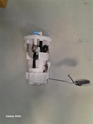 RENAULT MEGANE 2 1.6L FUEL PUMP 4 PIN 2003 MODEL FOR SALE 
