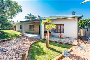 4 Bedroom House with Flatlet For Sale in Krugersdorp North