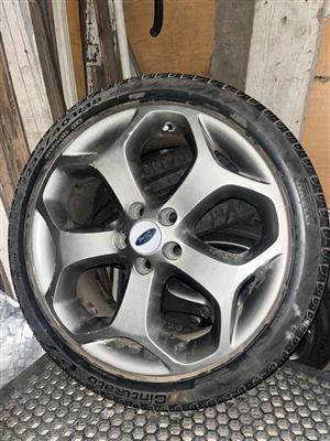 FORD FOCUS ST SET OF 18INCH RIMS AND TYRES