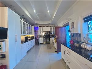 House For Sale in Eldorado Estate