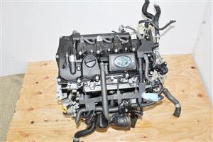 TOYOTA C-HR 1.8 HYBRID ENGINE.