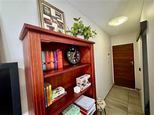 Neat 1-Bedroom Lock-Up-and-Go in Quiet Complex