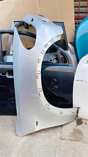 BMW X5 (E70) fender