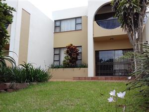 Spacious 3 Bedroom Townhouse With Views – Umgeni Park