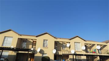 Townhouse Rental Monthly in Albertsdal
