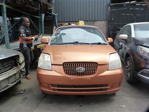 Kia Picanto LX 1.1 Petrol Manual G4HG Orange - 2005 SPARESBOYZ STRIPPING