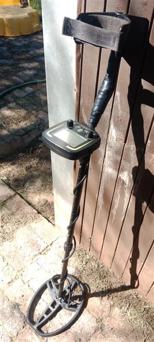 TX -850 PROFESSIONAL UNDERGROUND METAL DETECTOR.