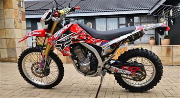 Honda CRF250L Street Legal Dirt Bike 