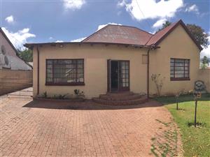 House For Sale in Roodepoort North
