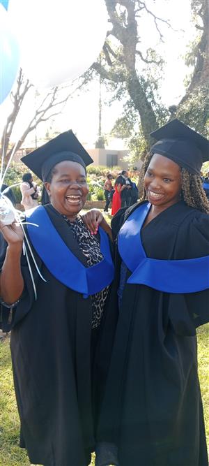 Aupair/ Baby sitter available 