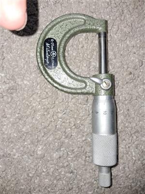 Micrometer mitutoyo