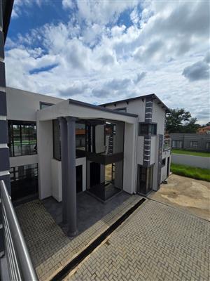 Executive Living with Business-Ready Potential in Riversdale, Meyerton.