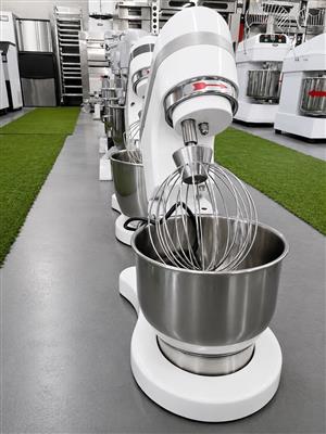 COMMERCIAL CAKE MIXERS FOR SALE