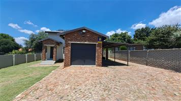 Stylish New 3 Bedroom Home Offering Comfort & Convenience