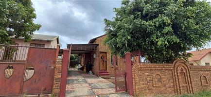 House Rental Monthly in Soshanguve UU